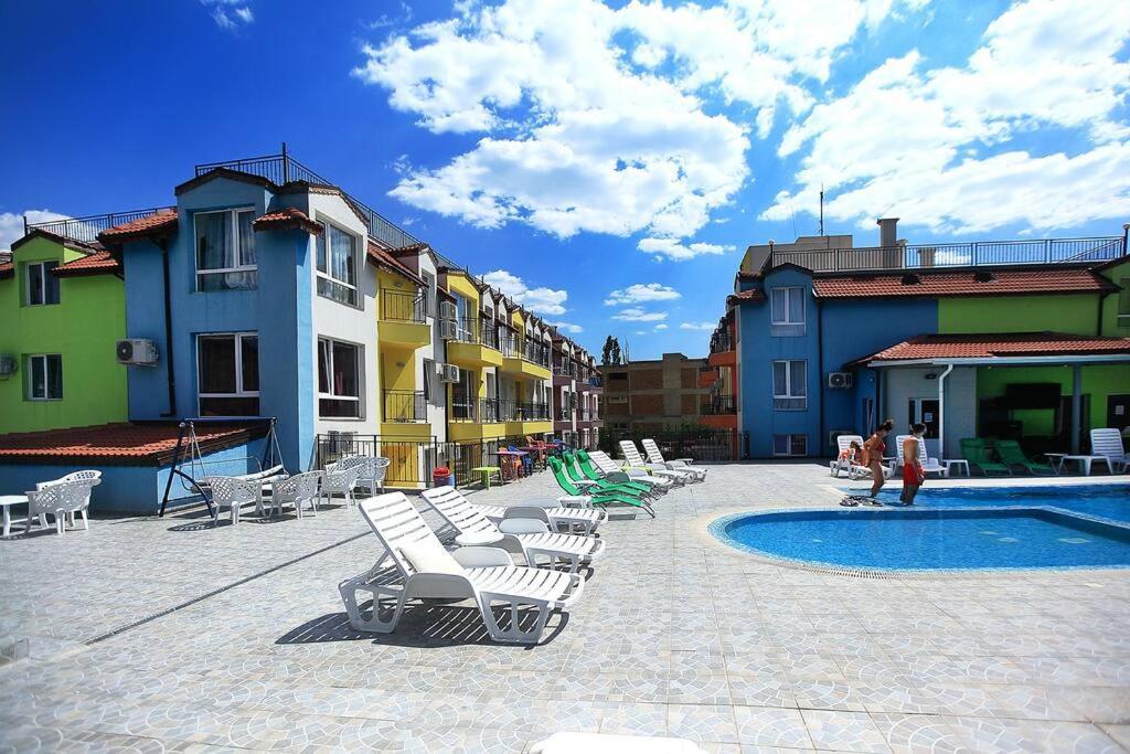 Modern Delux Apartments In Flowers&Pool Private Complex Balchik Luaran gambar