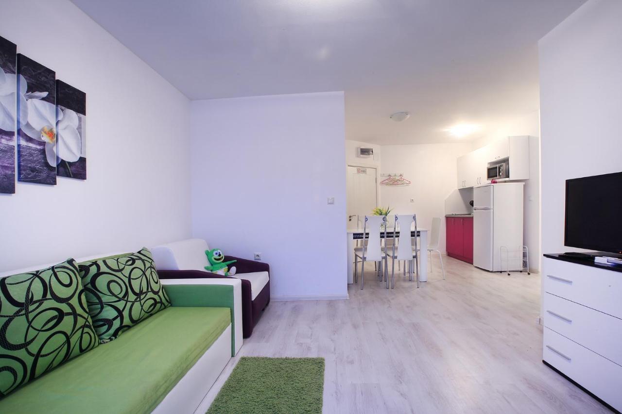 Modern Delux Apartments In Flowers&Pool Private Complex Balchik Luaran gambar